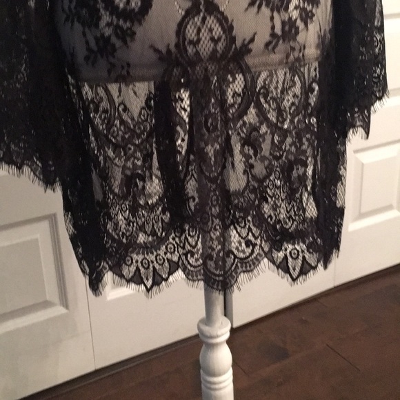 In Bloom lingerie robe - Picture 6 of 7